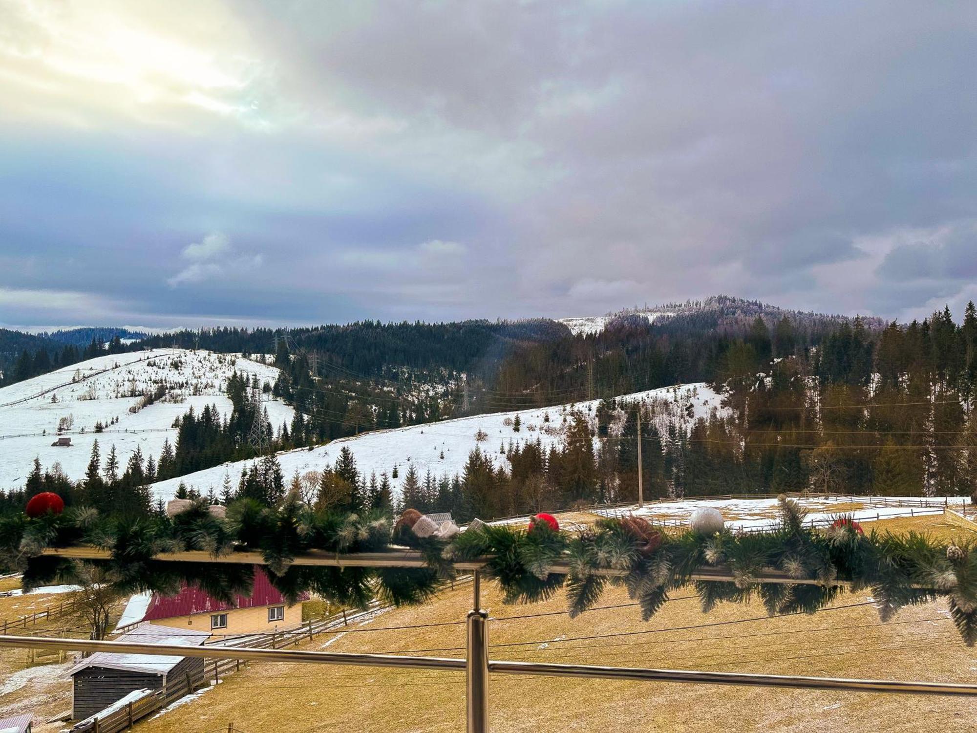 Шепіт Лісу Hotel Bukovel Exterior foto